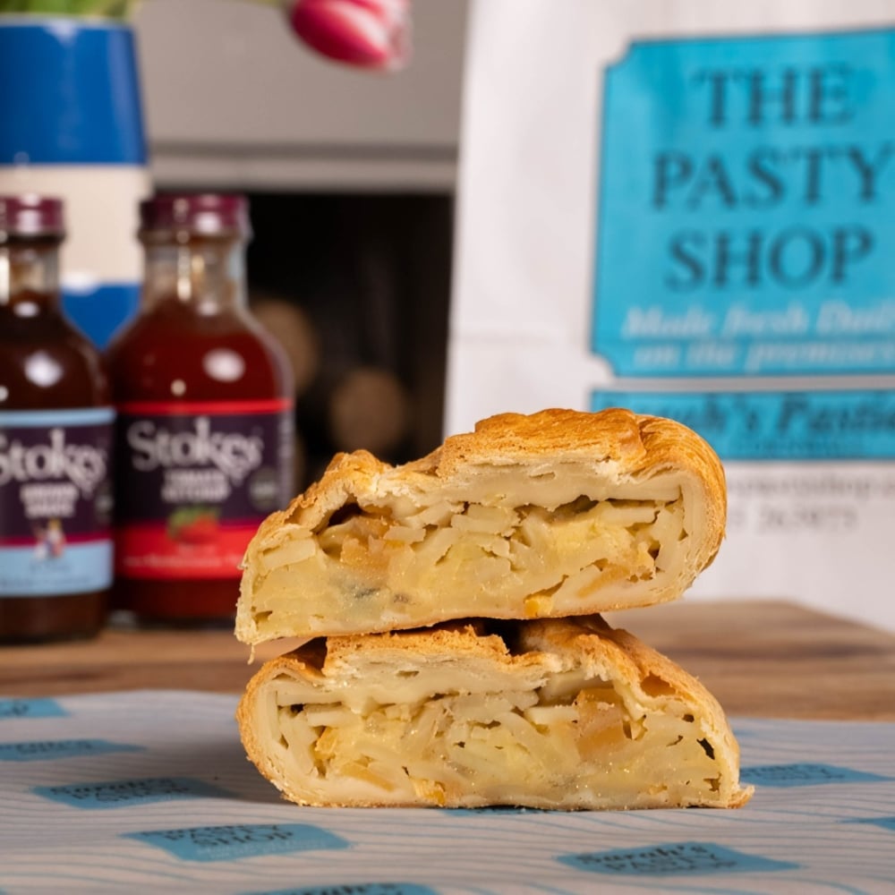 Cheese & Onion Pasty (Box of 5) - Image 2