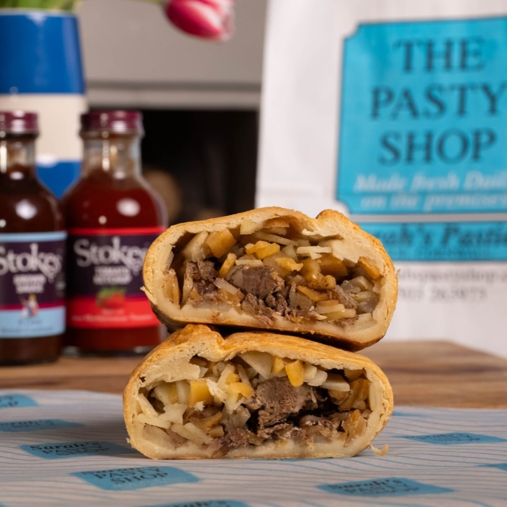 The Traditional Cornish Pasty (Box of 5) - Image 2